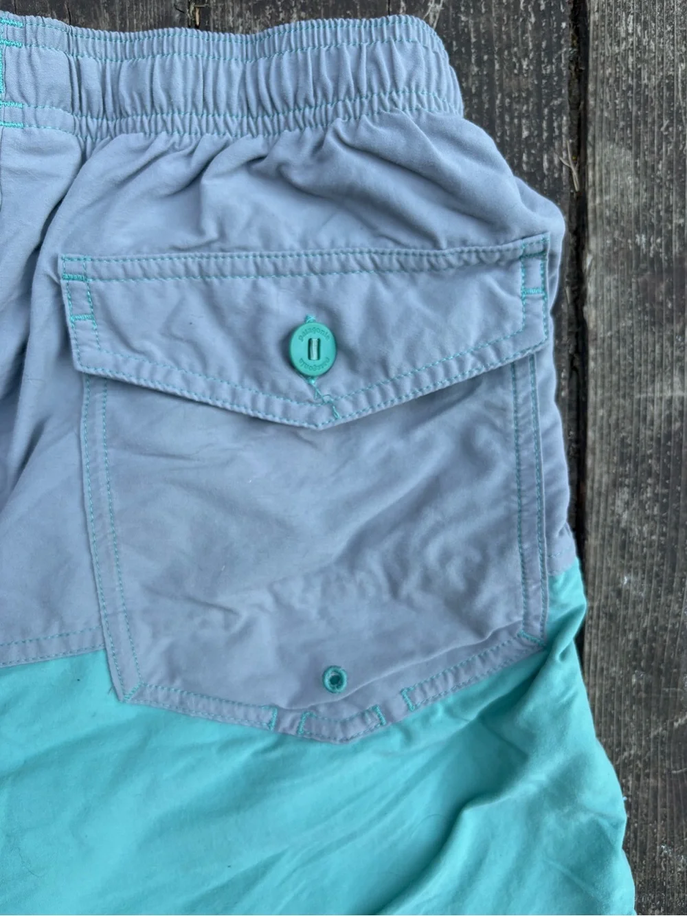 Patagonia Men's Medium Two-Tone Light Gray and Aqua Swim Trunks